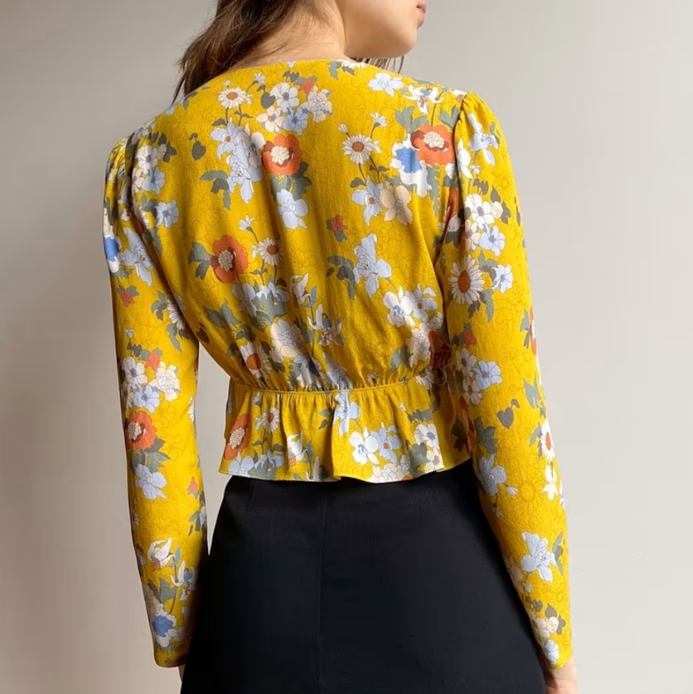 Aritzia Sunday Best Tie Front Retro Floral Print Blouse Top XS - Picture 3 of 16